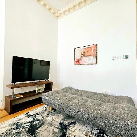 Charming Home With Private Balcony, On 1St Floor, With 2 Bathrooms, 3 Min Walk To Earl'S Court Station Londres Extérieur photo